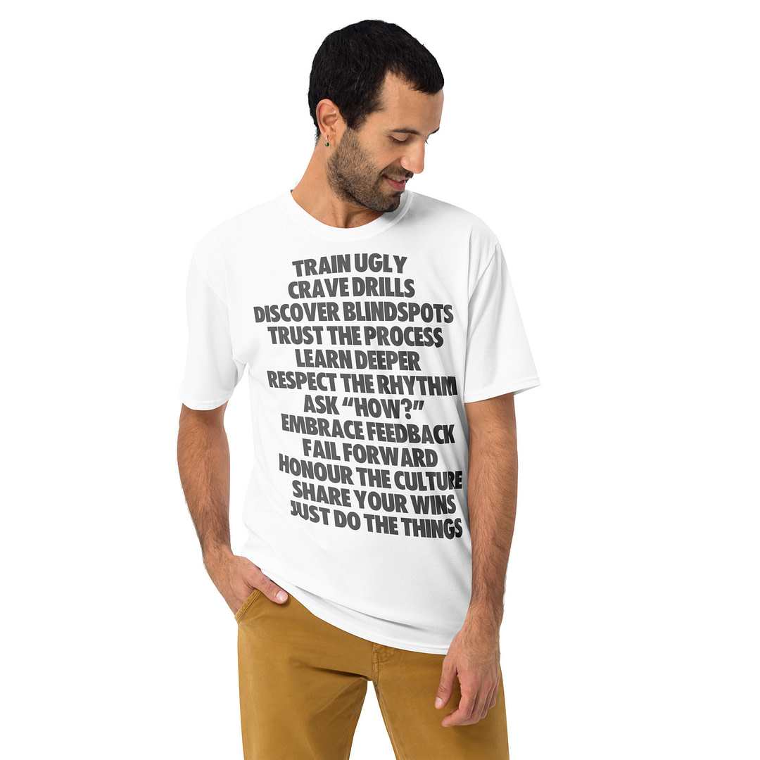 JUST DO THE THINGS Men's t-shirt